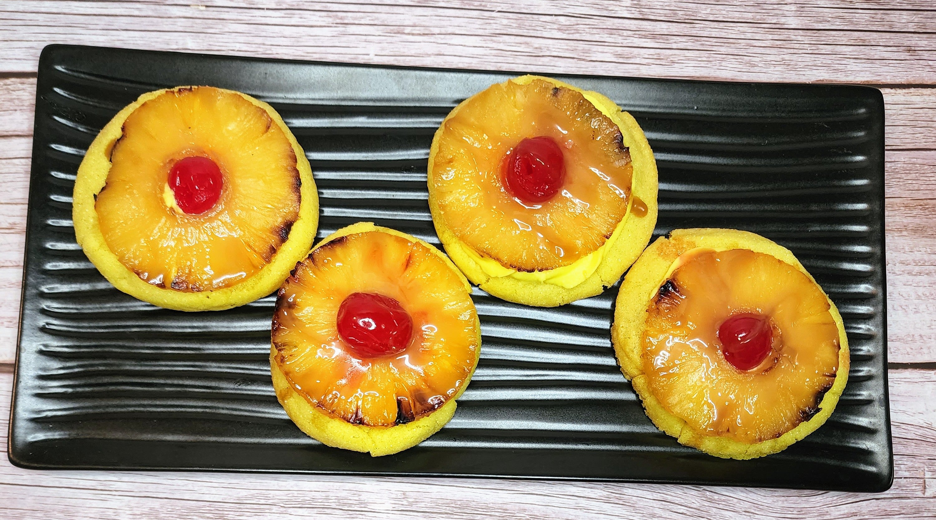 Pineapple Upside Down Cookies (12 count)